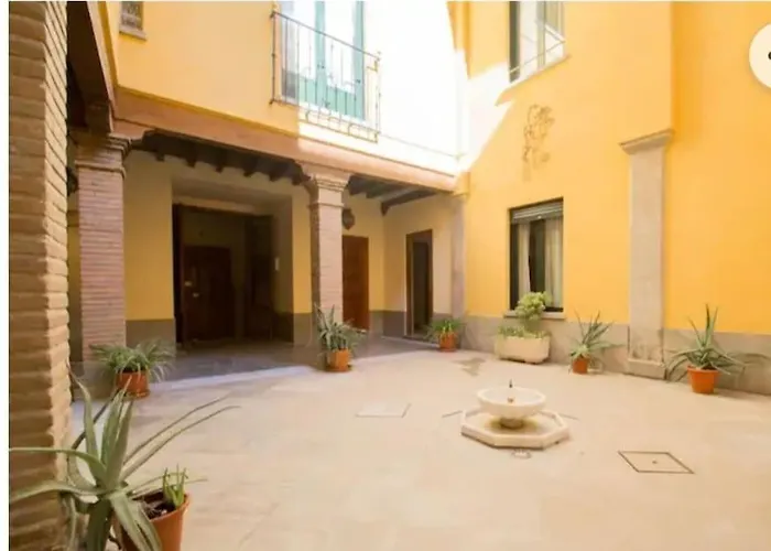 Corrala de San Antón Madraza